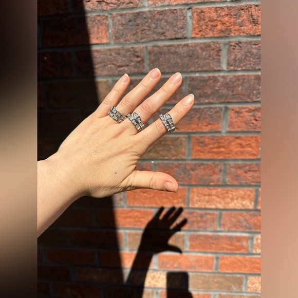 Snake Serpenti Viper Silver Crystal Ring - Picture 12 of 17